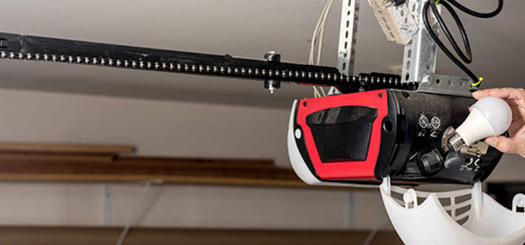 automatic garage door opener repair in Lomita